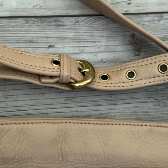 Women’s Purse Stone Mountain Beige Pebble Leather Shoulder/Crossbody - Picture 3 of 9